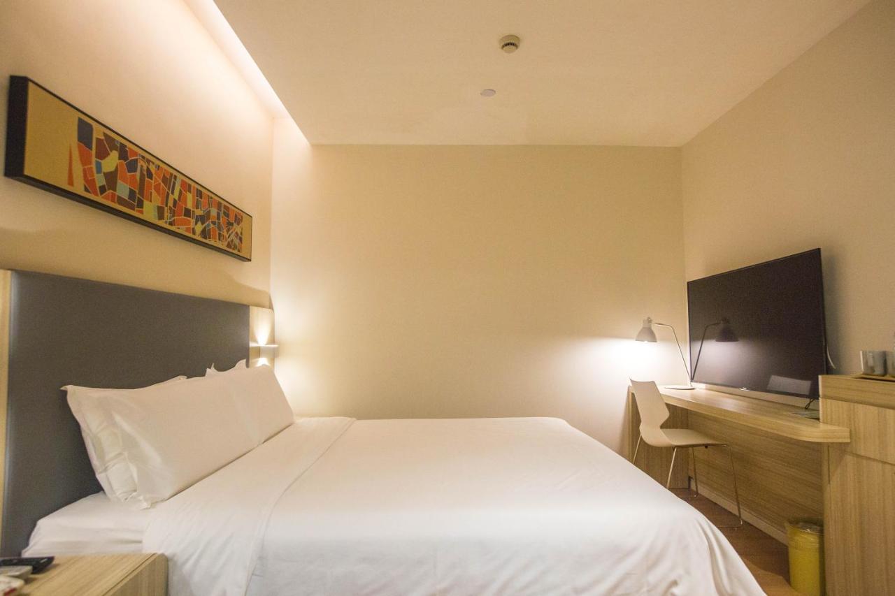 Hanting Premium Hotel Shanghai Plaza 66 Exterior photo