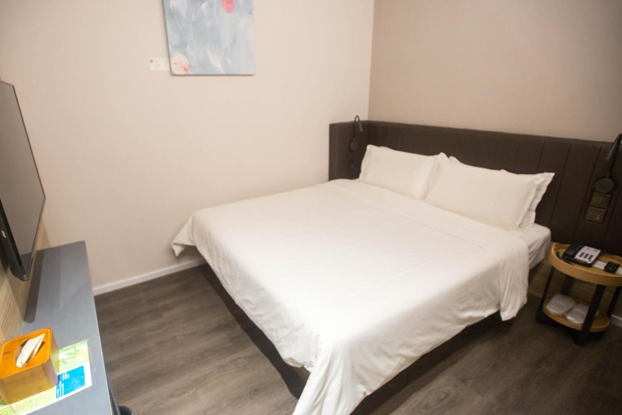 Hanting Premium Hotel Shanghai Plaza 66 Exterior photo