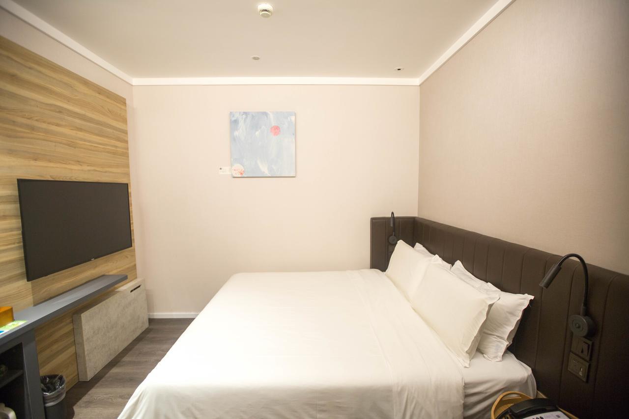 Hanting Premium Hotel Shanghai Plaza 66 Exterior photo